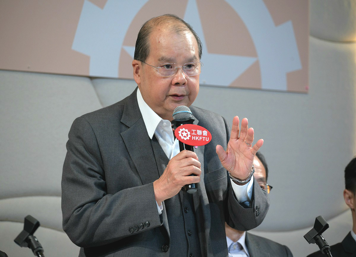 张建宗：约见新任区议员为沟通开始 是既有做法
