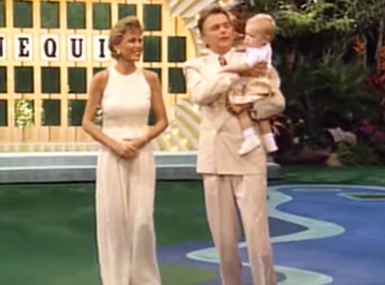 Pat Sajak's Daughter Makes First Appearance on Wheel of Fortune in 24 Years | Nestia