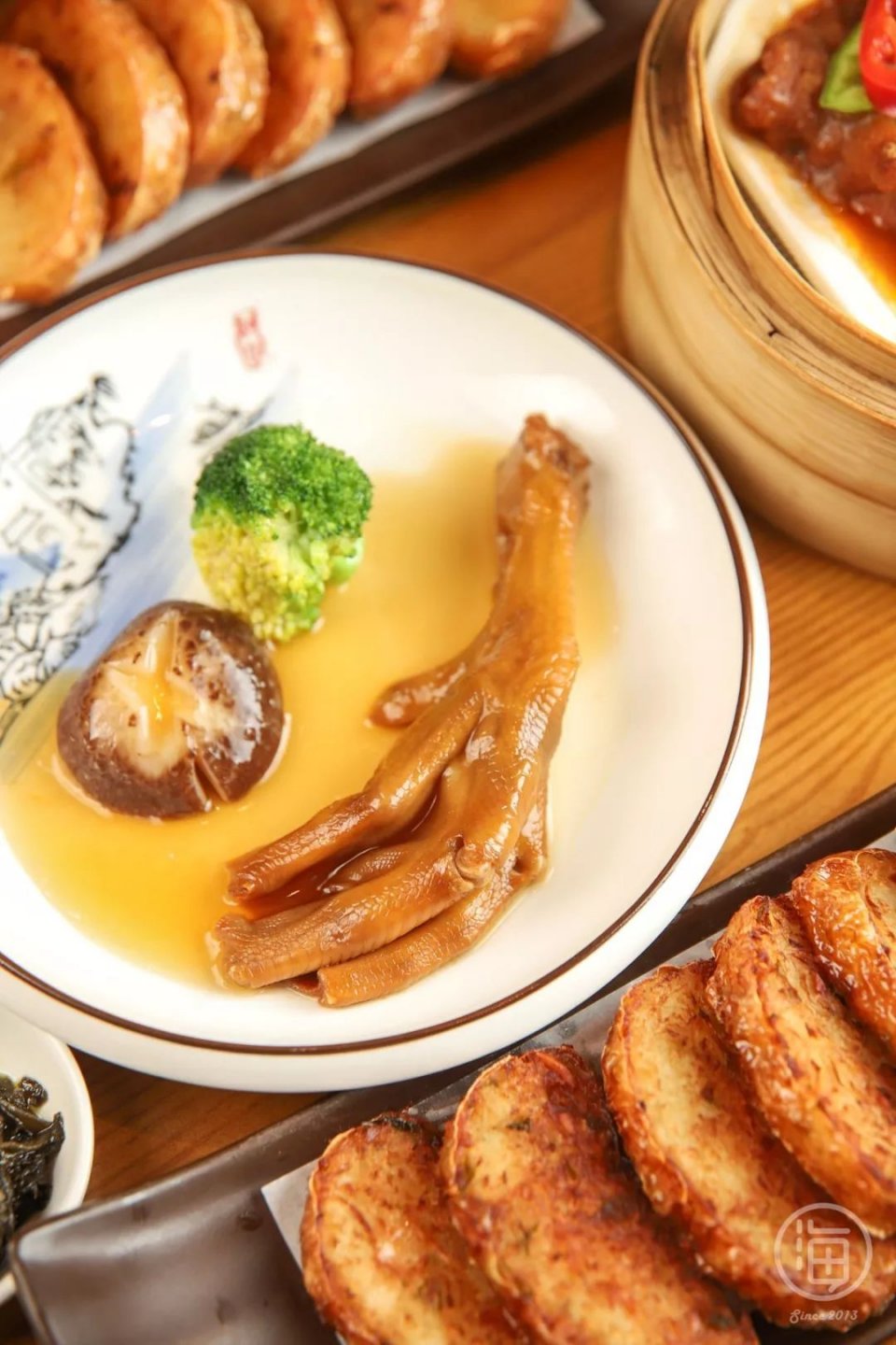 “不花钱”吃「蹦迪海鲜粥」！这家24小时营业の潮汕人气粥店，路过10次9次爆满！