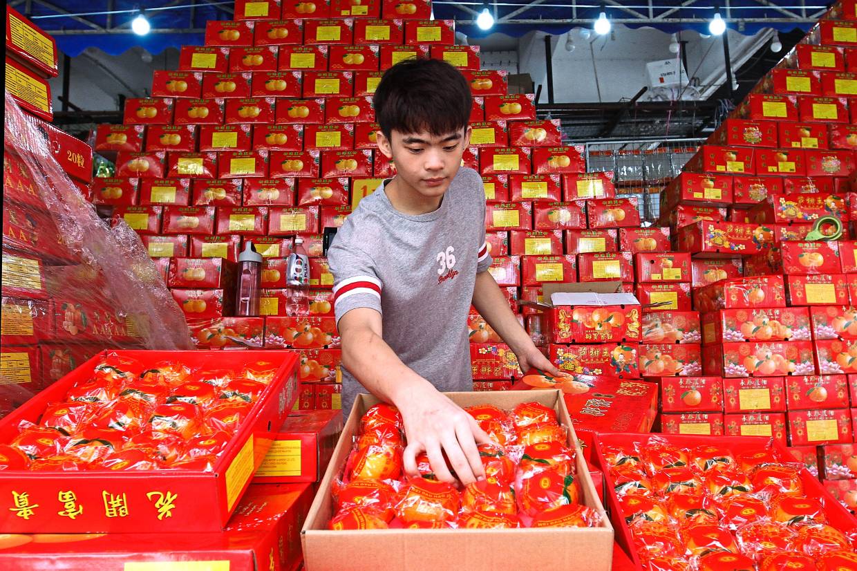 No increase in price of mandarin oranges but fruits are smaller