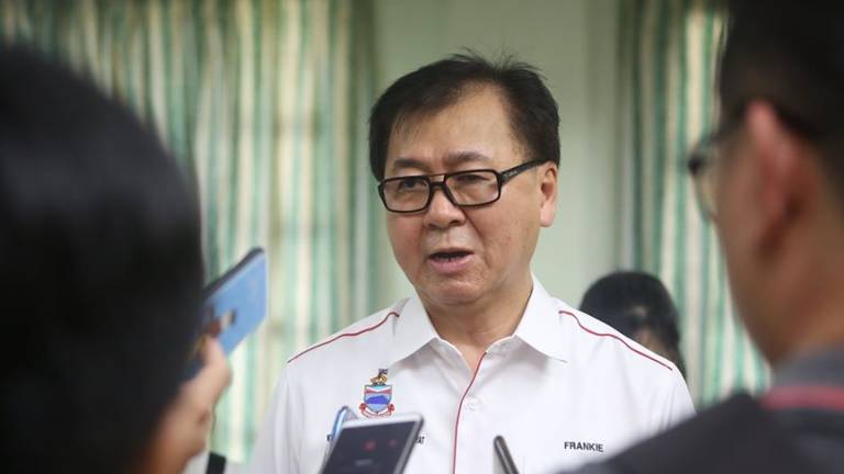 40 cases of H1N1 not true – Poon