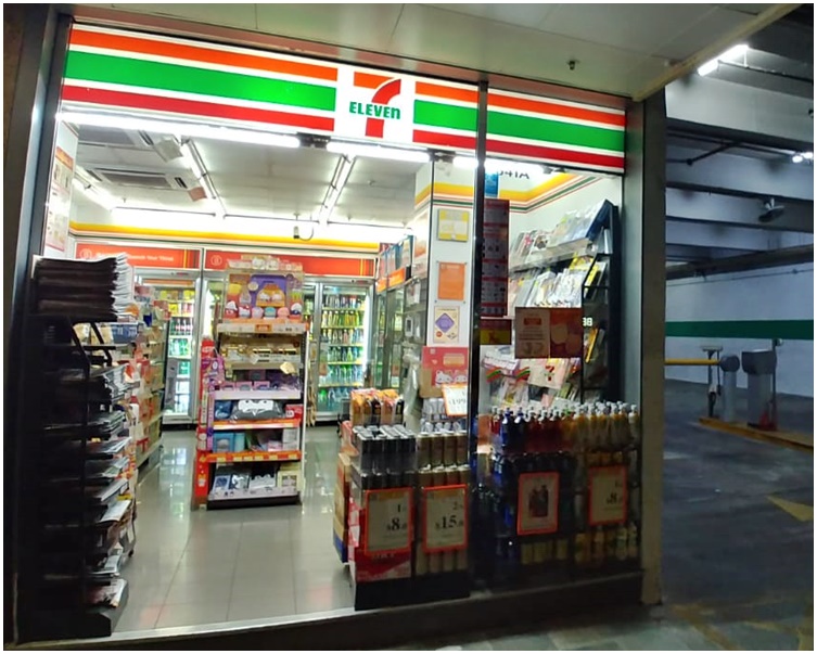 口罩刀贼劫大埔便利店 抢走3000元现金6包烟