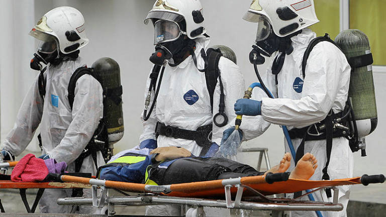 Six people suffer chemical poisoning