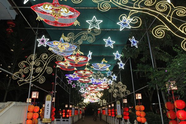 大花鼠耸立主题灯区 东禅寺灯会23日起开放