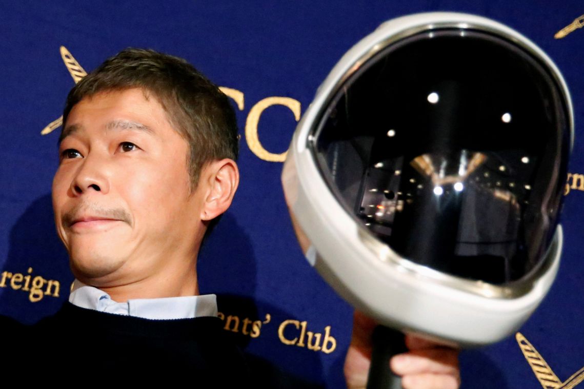 Japanese billionaire looking for love to take on Musk moon trip