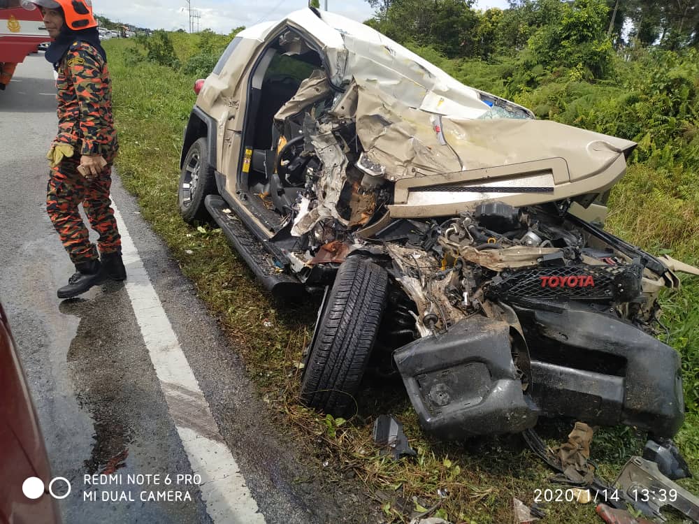 Woman killed, three others injured in Sarawak road crash