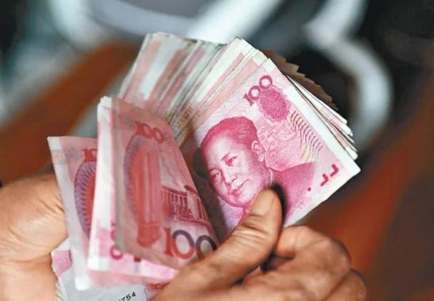 美国宣布将中国剔出货币操纵国名单