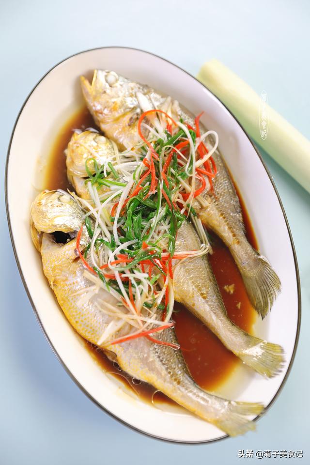 小黄鱼这么蒸，营养足味道好，肉质滑嫩，做年菜正适合