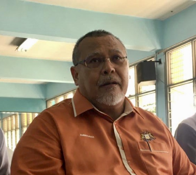 Johor exco promises deep probe into Kluang school canteen after food poisoning scare