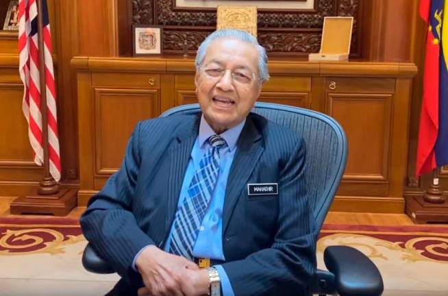 Ponggal: Dr Mahathir wishes prosperous year for all