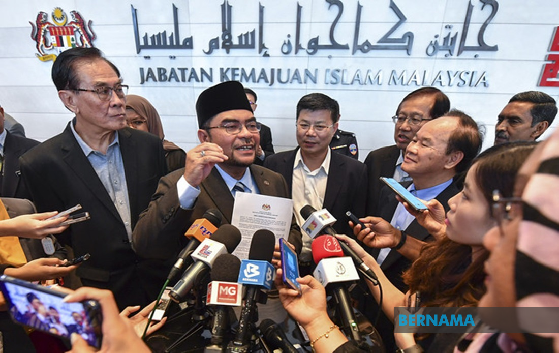 Dong Jiao Zong admits learning Jawi not a process of Islamisation – Mujahid