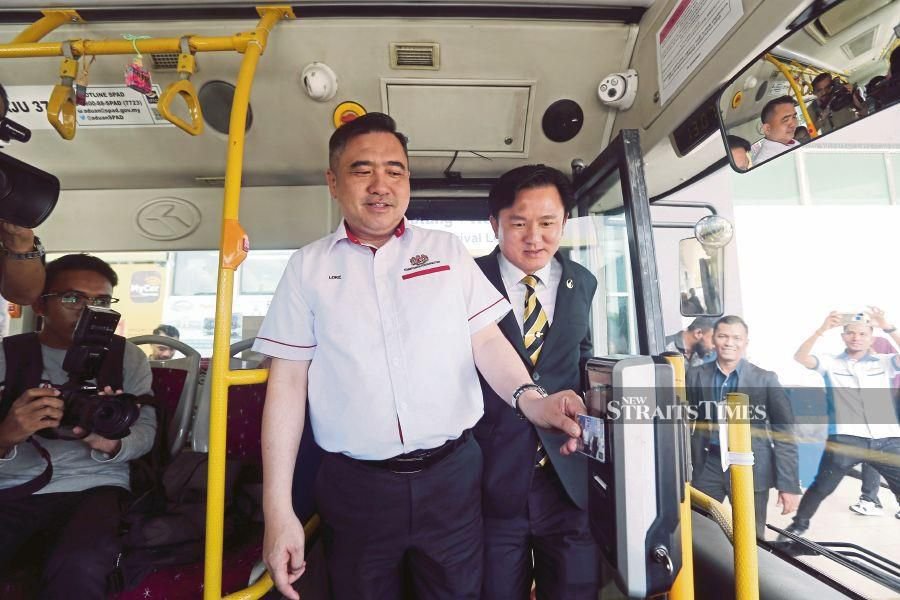 Be like myBas Ipoh, go cashless, Loke tells bus service providers