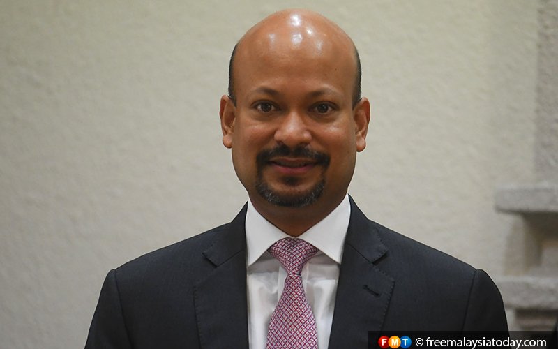 Arul Kanda took ‘a long time’ to furnish 1MDB information, says ex-audit dept officer