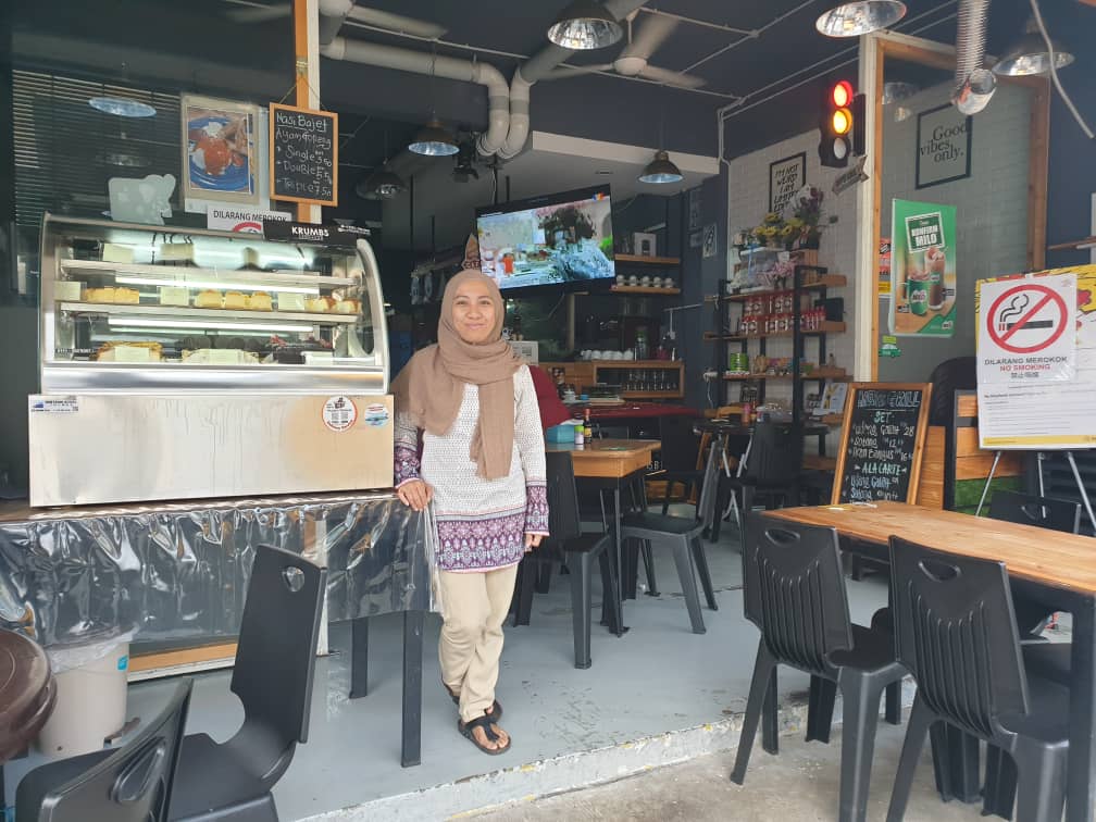 Sandakan eateries comply with smoking ban since implementation