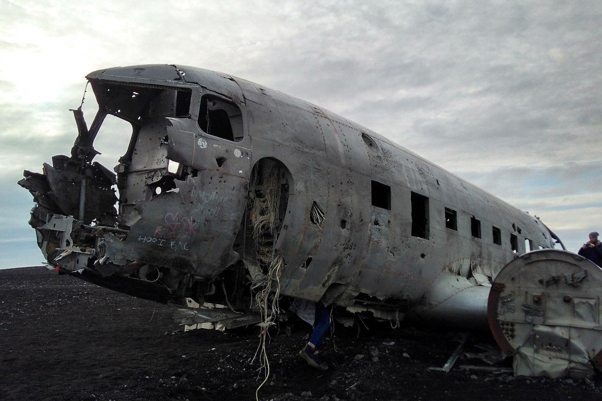 Two Chinese nationals found dead near famous Iceland plane wreck