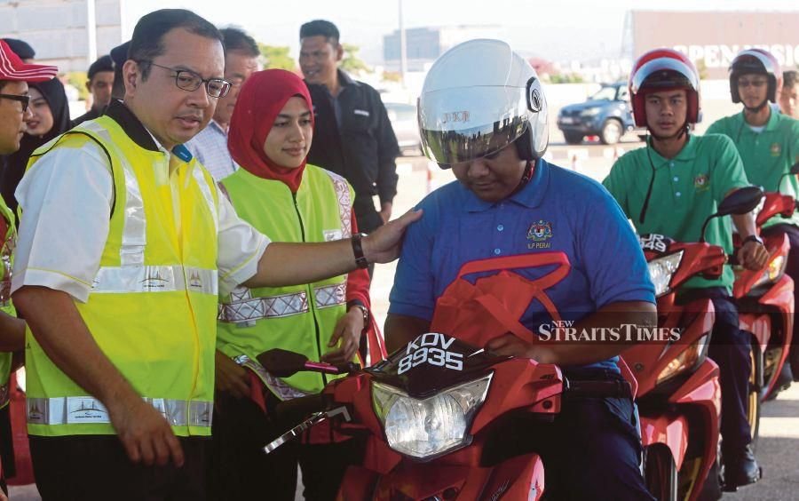 Private cars using second bridge to enjoy 10 per cent discount on Saturday