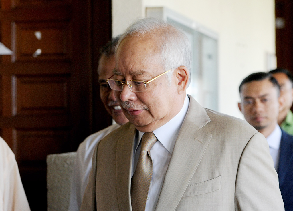 Najib never raised issue of forged signatures – DPP
