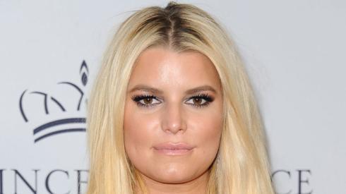 Jessica Simpson reveals childhood sexual abuse | Nestia