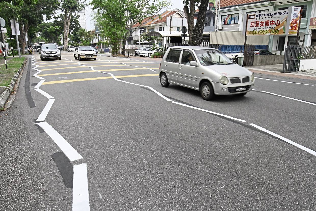 Zizgzag lines for five more roads