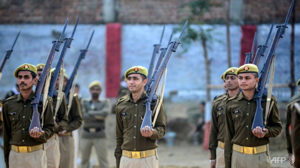 India police decommission historic British-era rifles