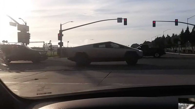 Jay Leno drives the Tesla Cybertruck, Musk rides shotgun