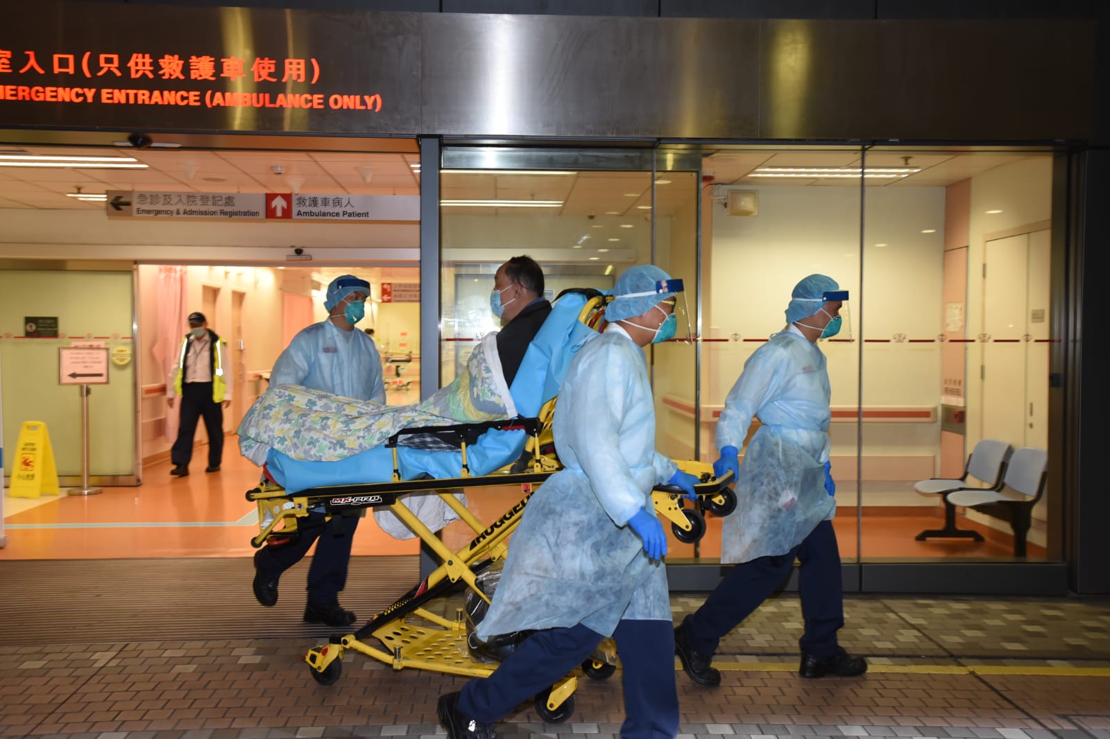 【新冠肺炎】56岁港人疑成第二宗确诊个案 转送玛嘉烈医院隔离