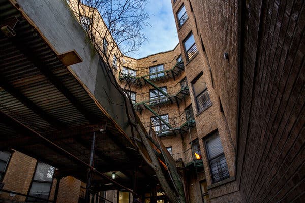 Facades on 1,400 Buildings in New York Are a Threat to Pedestrians
