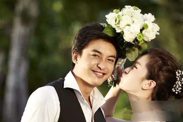 笑翻！《爱情公寓》和《新婚公寓》串场，张伟和岳母在一起了