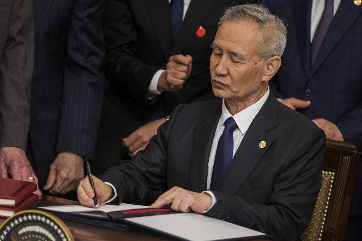Coronavirus outbreak halts meeting of top China economists under Vice-Premier Liu He
