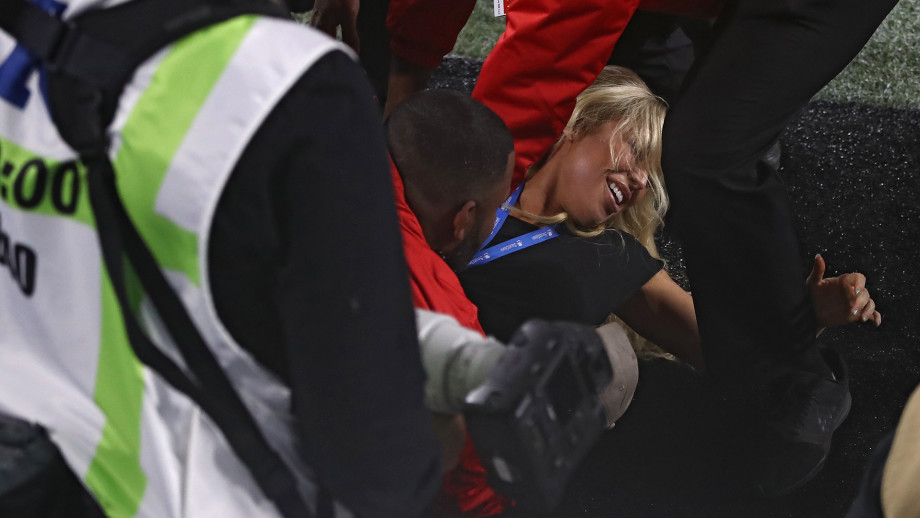 IG Model Kelly Kay Green Arrested After She Attempted to Streak at the Super Bowl