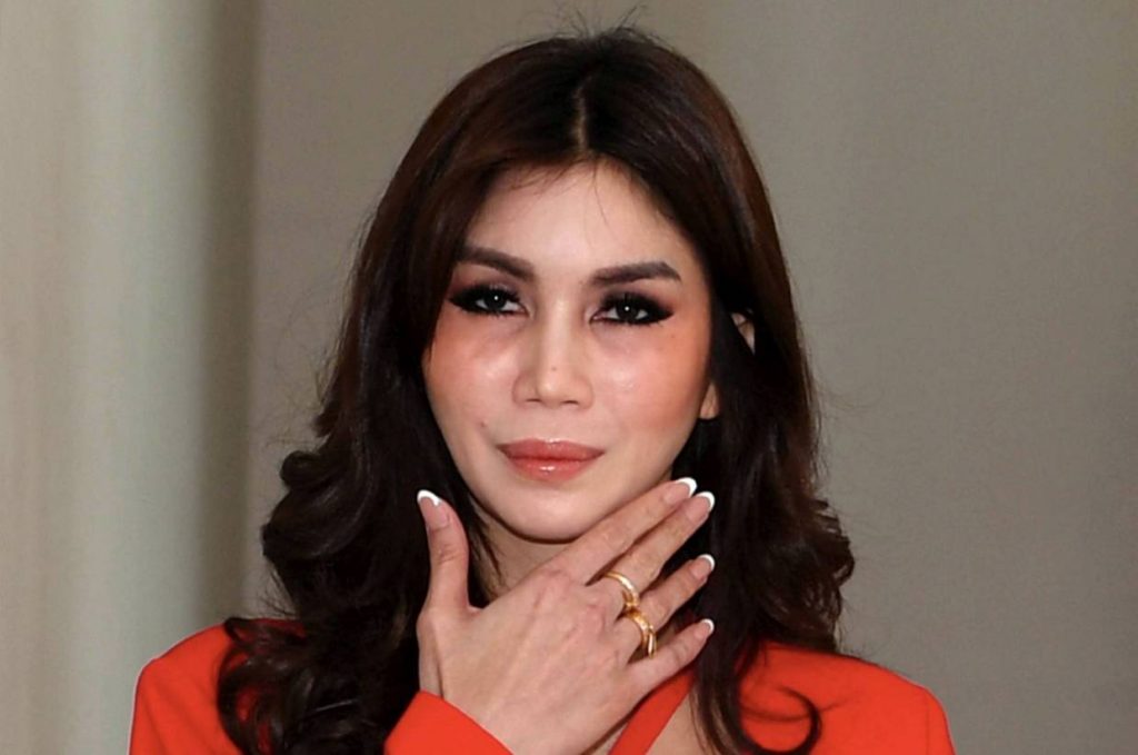 Mujahid regrets Sajat’s actions in performing umrah in telekung