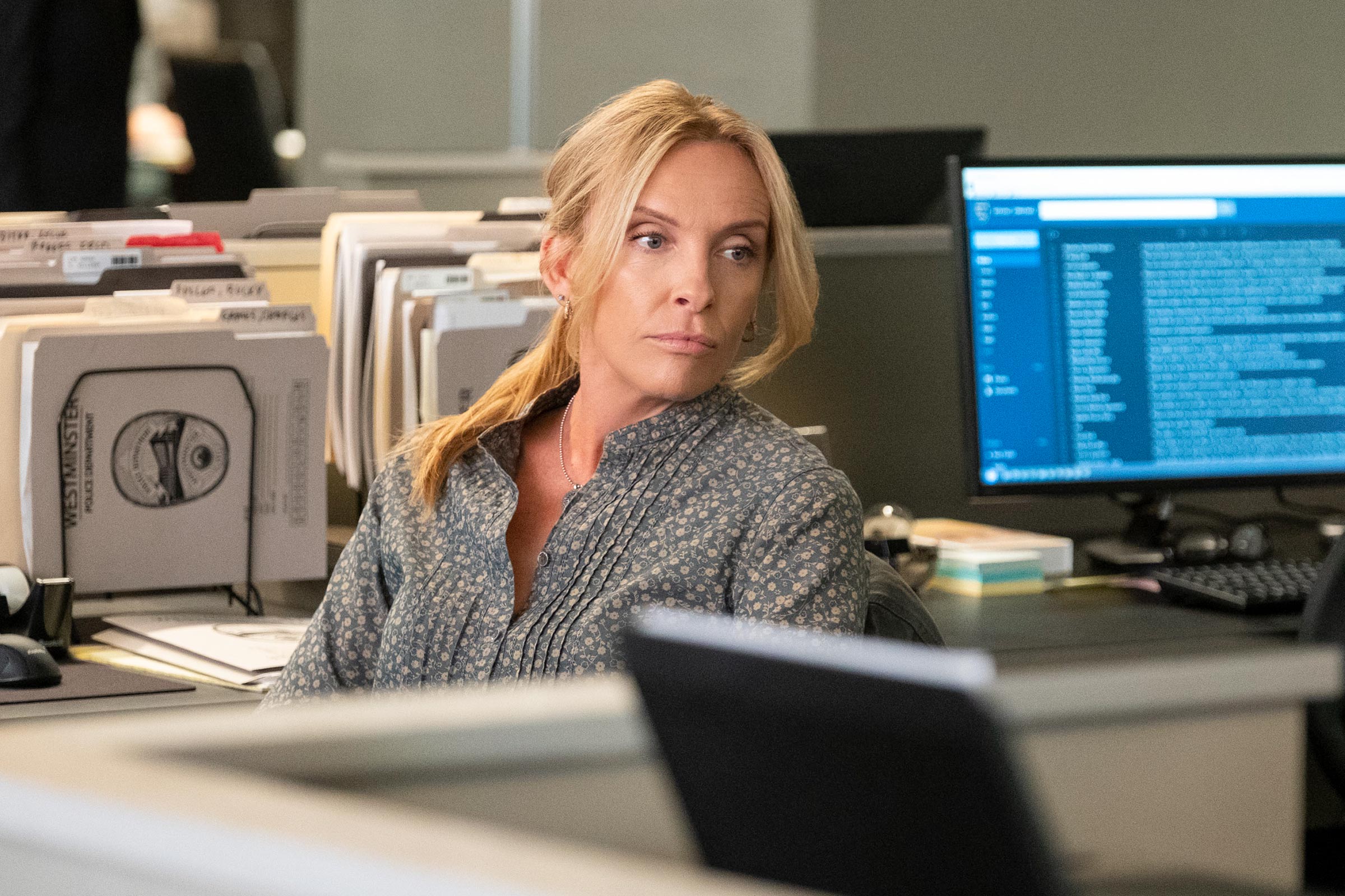 Toni Collette reteams with Netflix to star in new Pieces of Her drama series