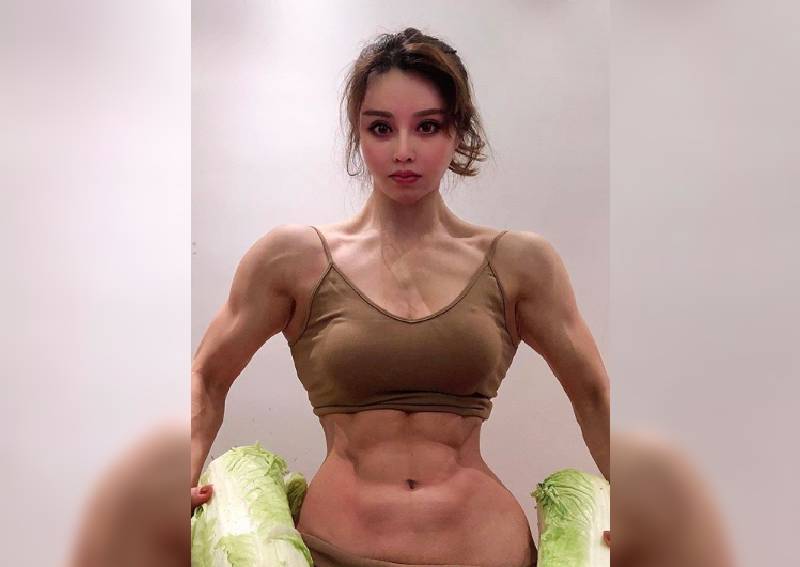 China's female bodybuilding doctor is ready to fight coronavirus epidemic