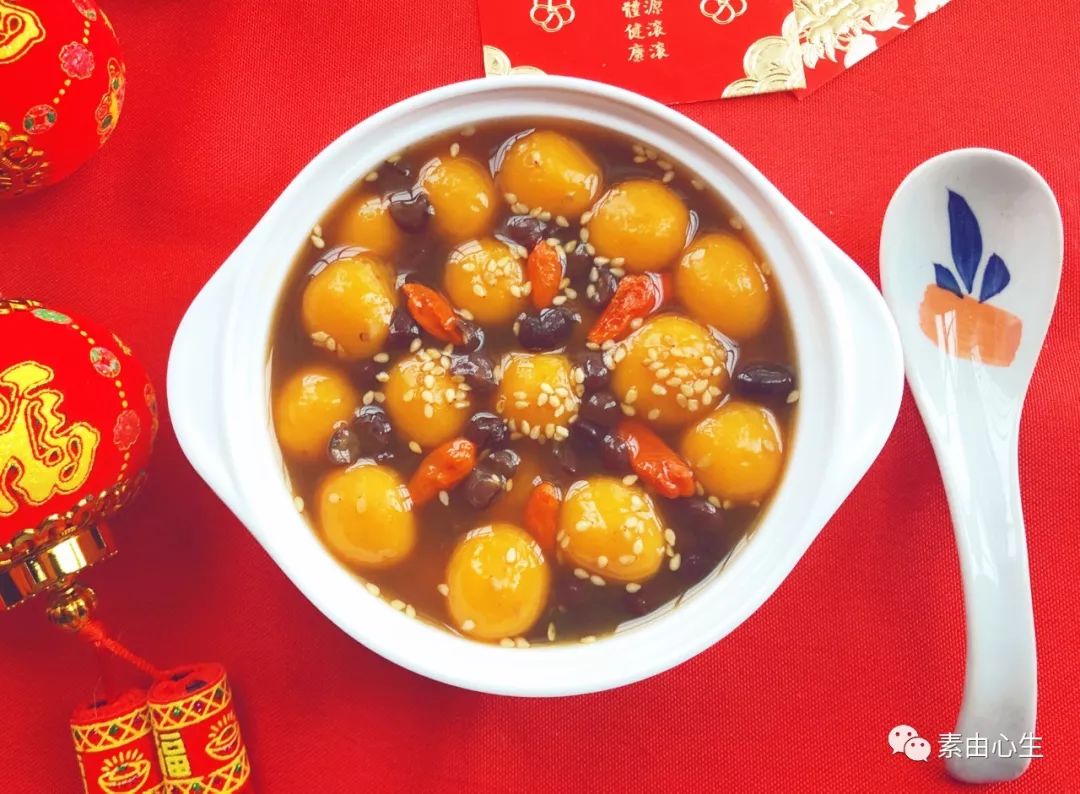 元宵节，记得吃汤圆，团圆平安，年年如意！