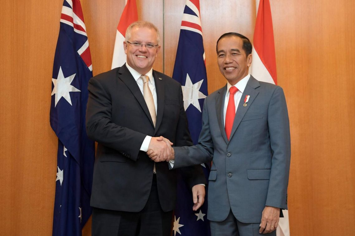 Australia, Indonesia move to implement trade deal as Jokowi visits