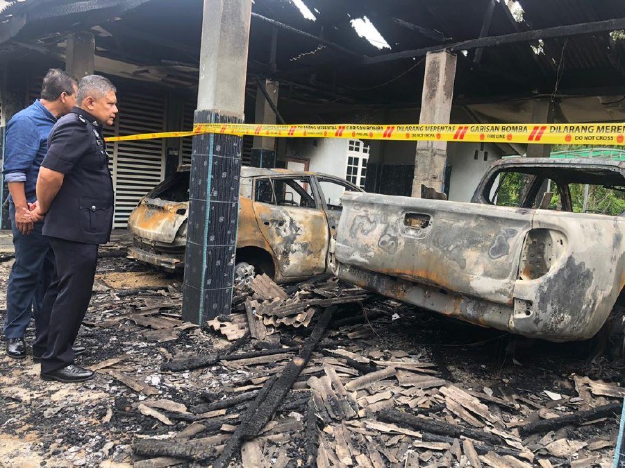 Molotov cocktail thrown at Tumpat Customs officer's house, causing blaze