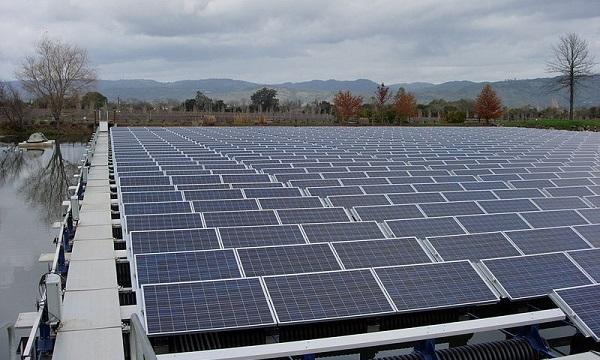 Sembcorp industries tapped to build floating solar farm