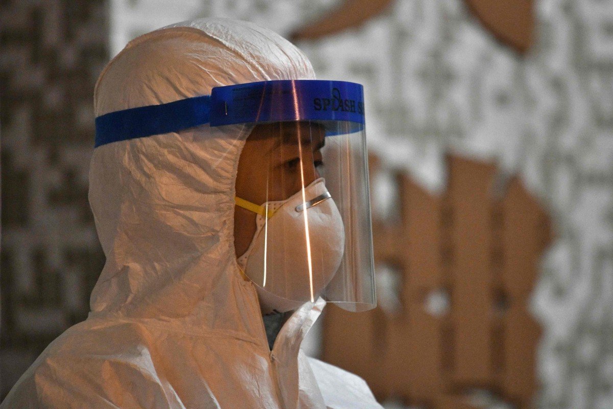 Coronavirus: Hubei province reports 2,097 new cases and 103 new deaths