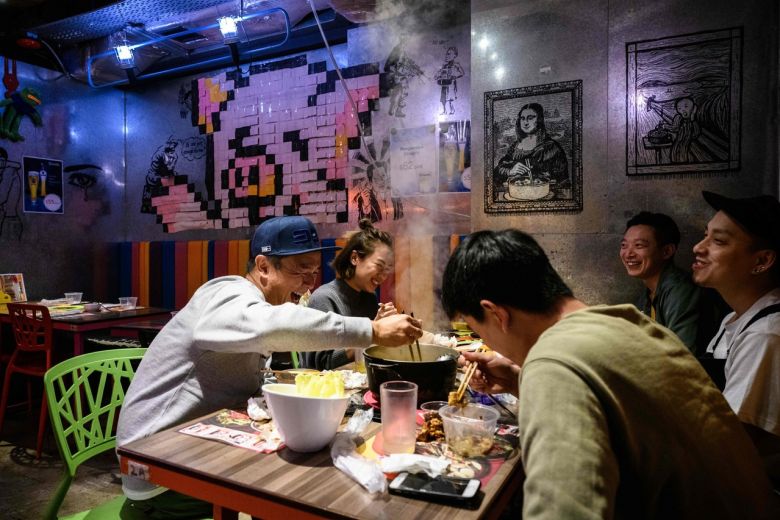 Beloved communal hotpot falls victim to Hong Kong virus fears