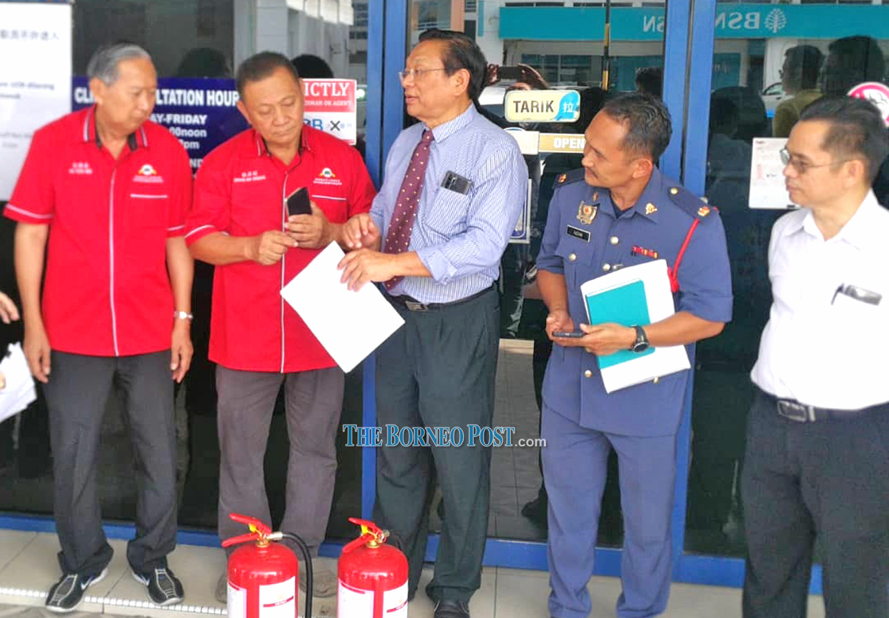 300 fire extinguishers from federal govt for northern S’wak
