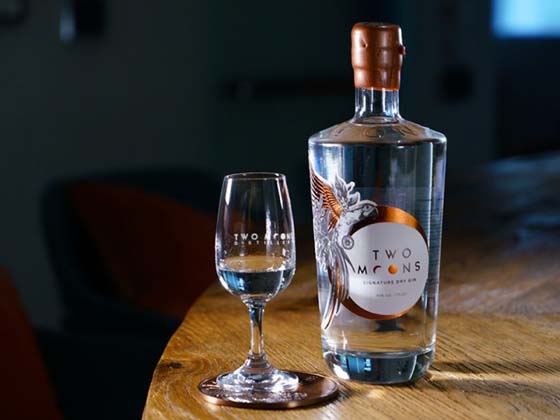 80后情侣 创100%香港制造毡酒