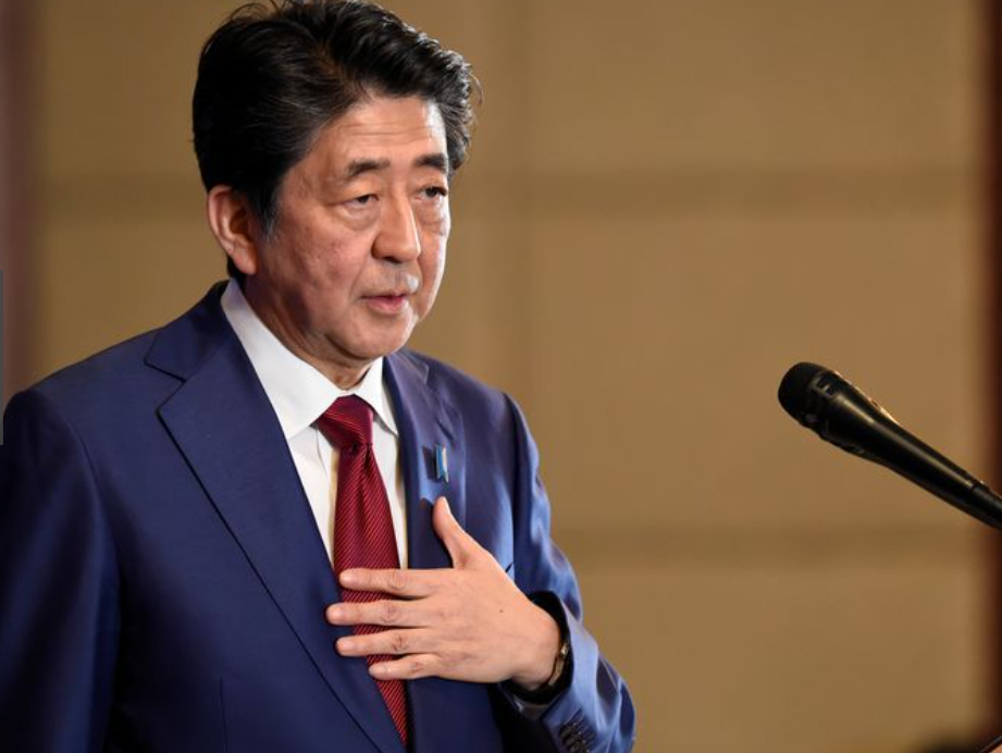 安倍拟向日本民众发现金：不设收入限制 每人发10万日元