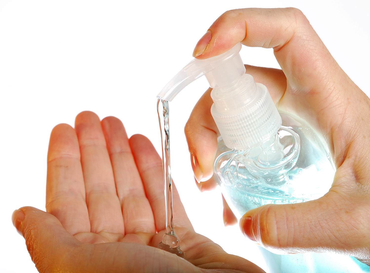 Middle School Teacher Suspended for Allegedly Using Hand Sanitizer to Wash Student's Mouth