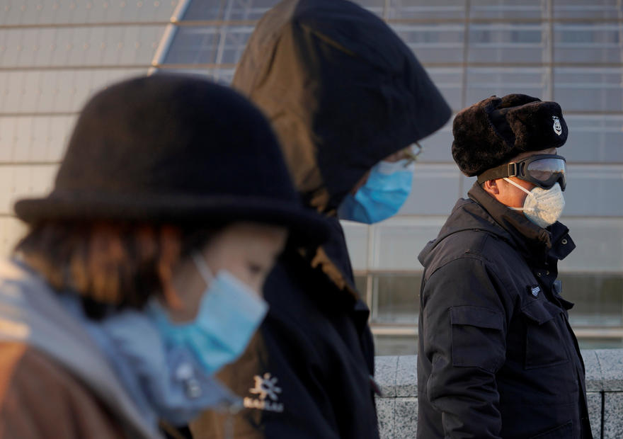 China reports 648 new cases of coronavirus, but infections outside Hubei falling