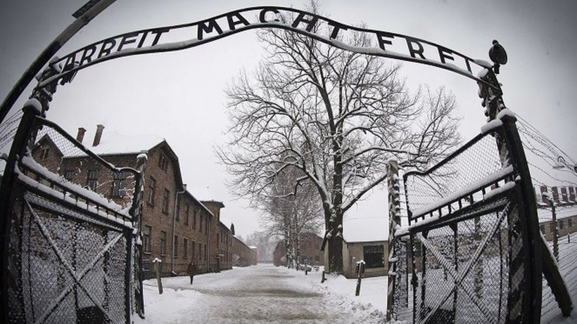 Hunters: Jewish groups criticise Holocaust portrayal in Amazon show