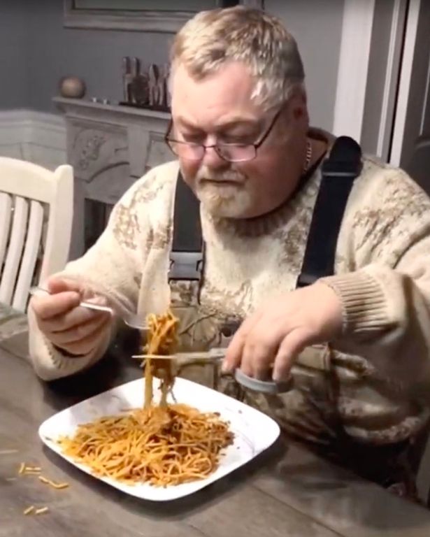Man's spaghetti hack leaves people unsure whether to be 'impressed or terrified'