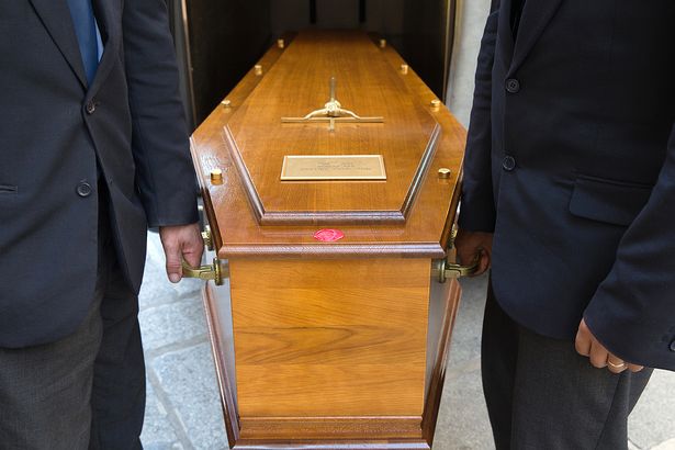 Soaring cost of funerals forcing hard-up families into clutches of loan sharks