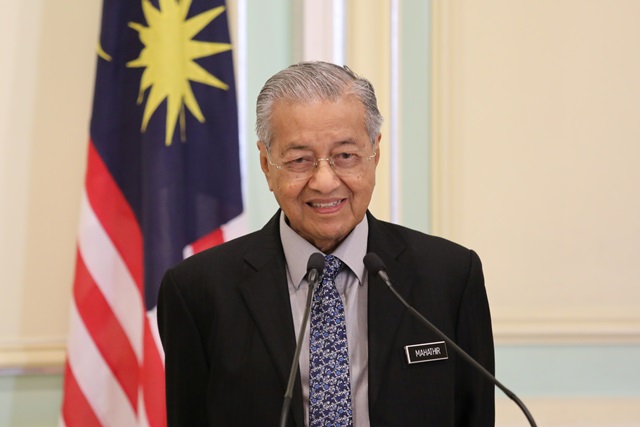 马来西亚首相马哈迪辞职