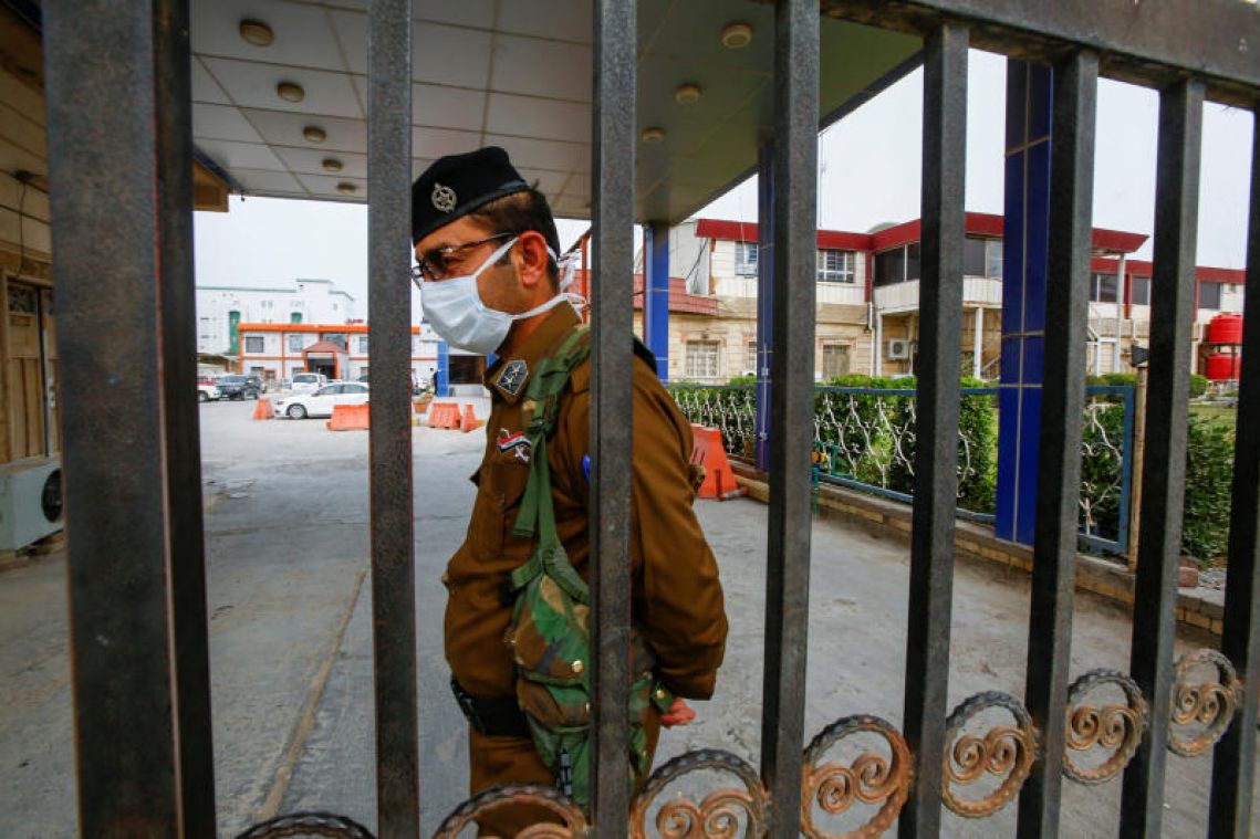 Coronavirus: Iraq, Oman confirm first cases, halt flights to Iran