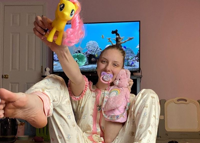25-year-old US woman wears diapers, sleeps in crib to maintain ‘adult baby lifestyle’